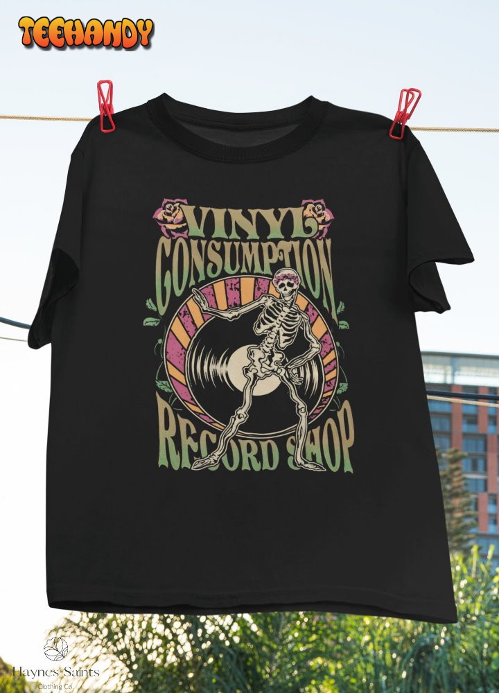 Vinyl Consumption Record Shop Audiophile Musician Vintage LP T-Shirt